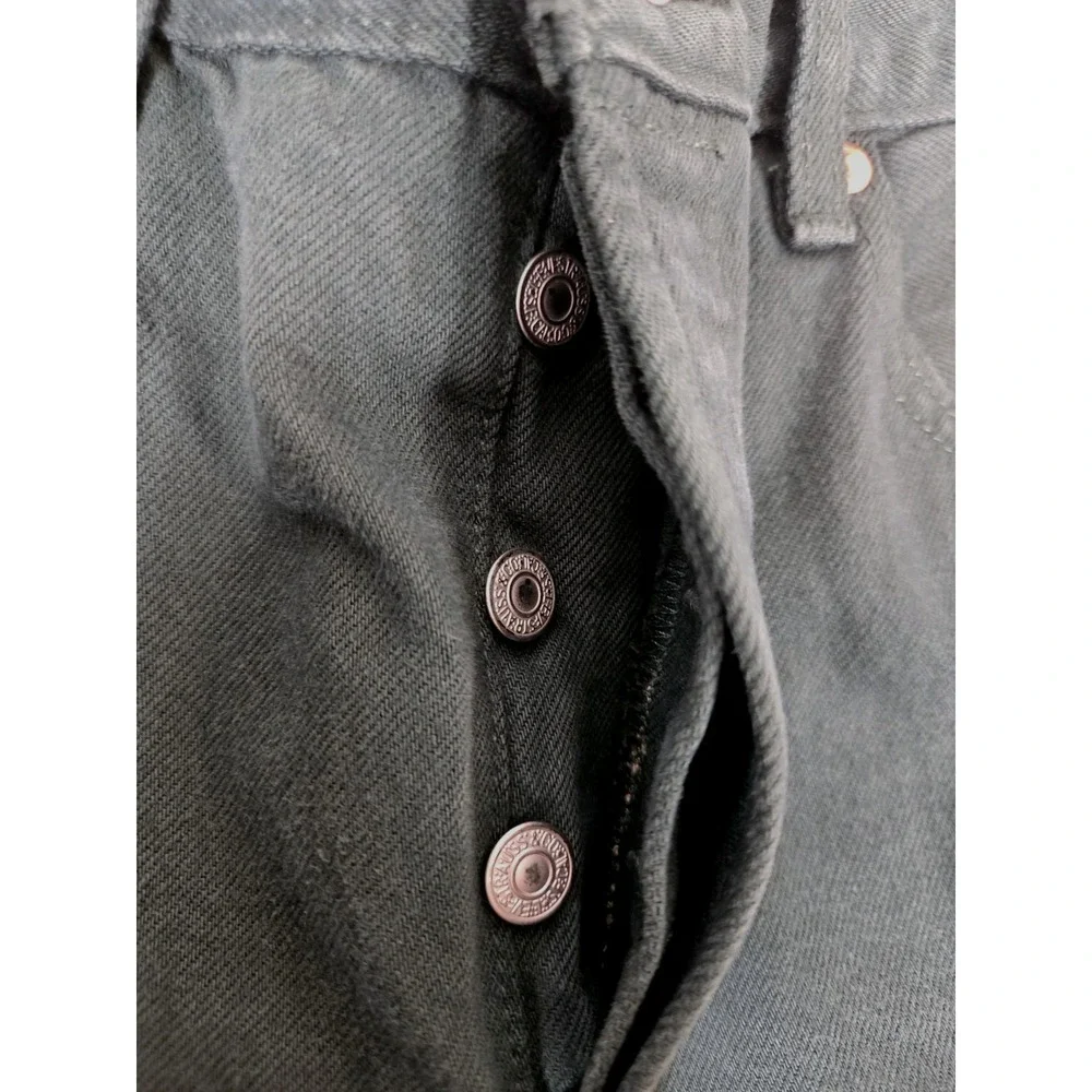 Levi's 501 Mens Jeans 34x32 Sits at Waist Relaxed Thigh Straight Leg GREEN